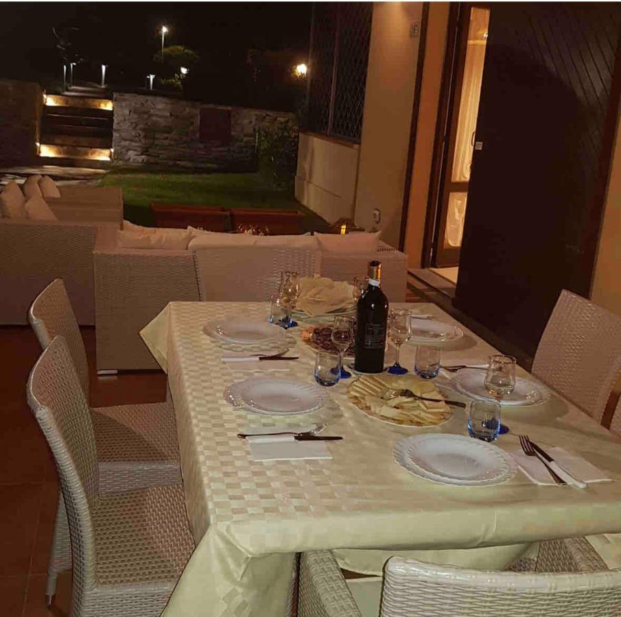 Appartamento A 200Mt Da "La Pelosa" Stintino Exterior photo