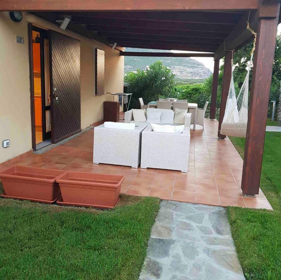 Appartamento A 200Mt Da "La Pelosa" Stintino Exterior photo